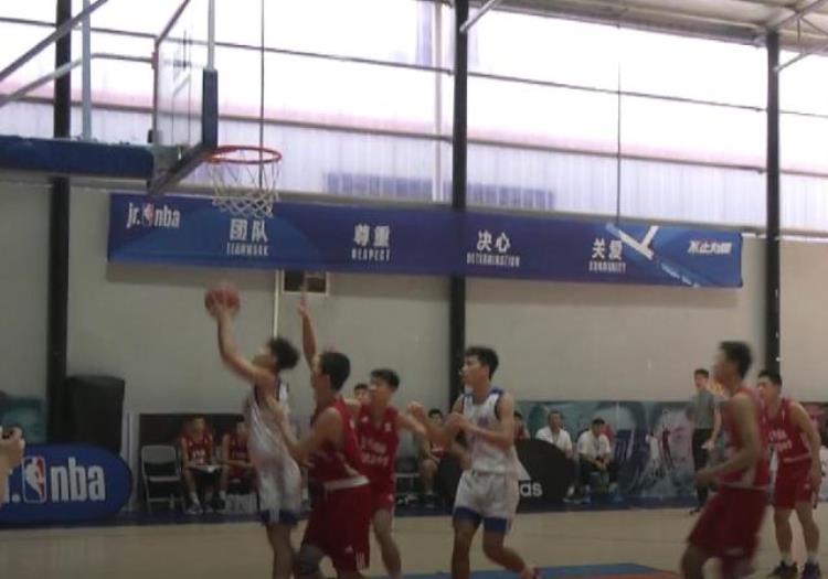 省中学生篮球精英赛广州揭幕14支高中球队争夺桂冠